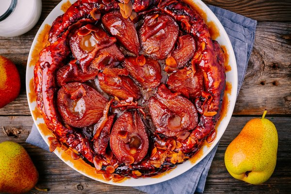 Comment faire une tarte aux abricots avec une base de pâte brisée maison ?